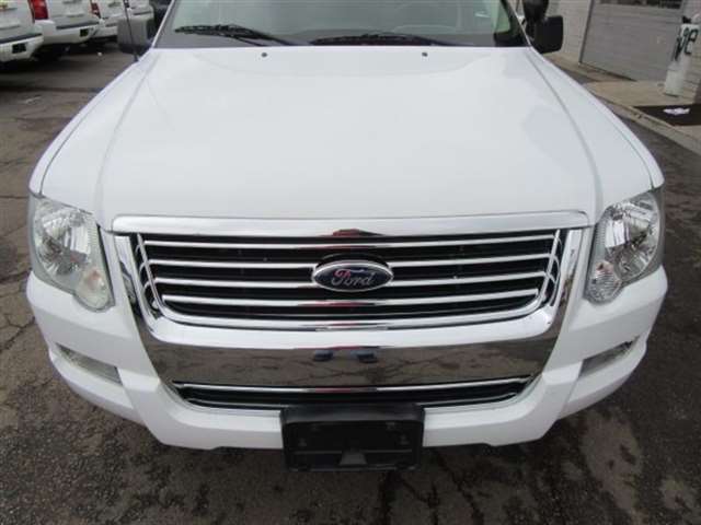 2010 Ford Explorer 4x4 XLT 4dr SUV